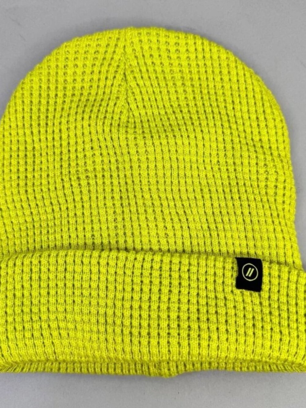 Neon Yellow Knit Beanie – Streetwear Bright Ribbed Hat